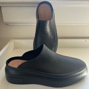 NWT SeaVees Black Marin Mules